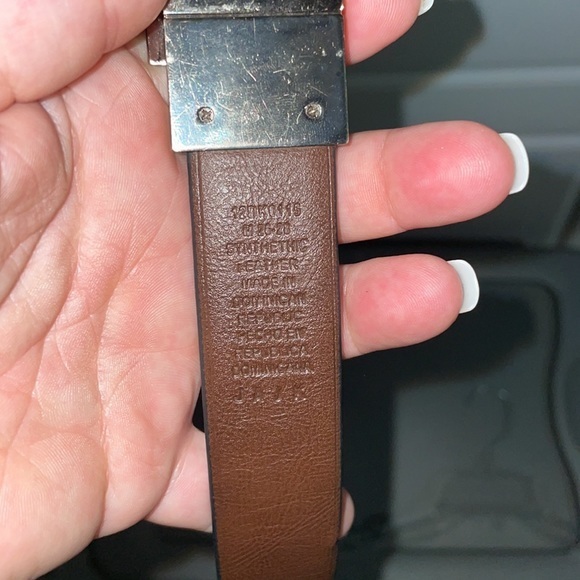 Boys Dockers reversible belt - Picture 4 of 4